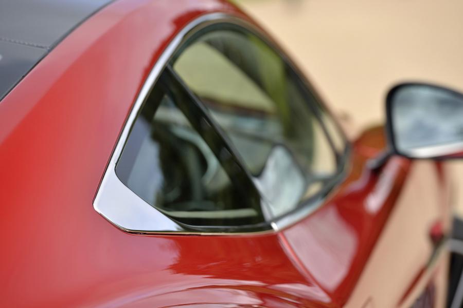 Детали экстерьера Aston Martin Vanquish 2012 года  (UK) (фото 48 из 170)